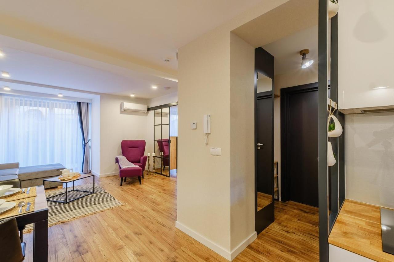 Rezydencja Ornak 5 - Stylowe Apartamenty Z Balkonami I Jacuzzi, 5 Min Pieszo Do Krupowek, Izby Podhalanskie Закопане Екстер'єр фото