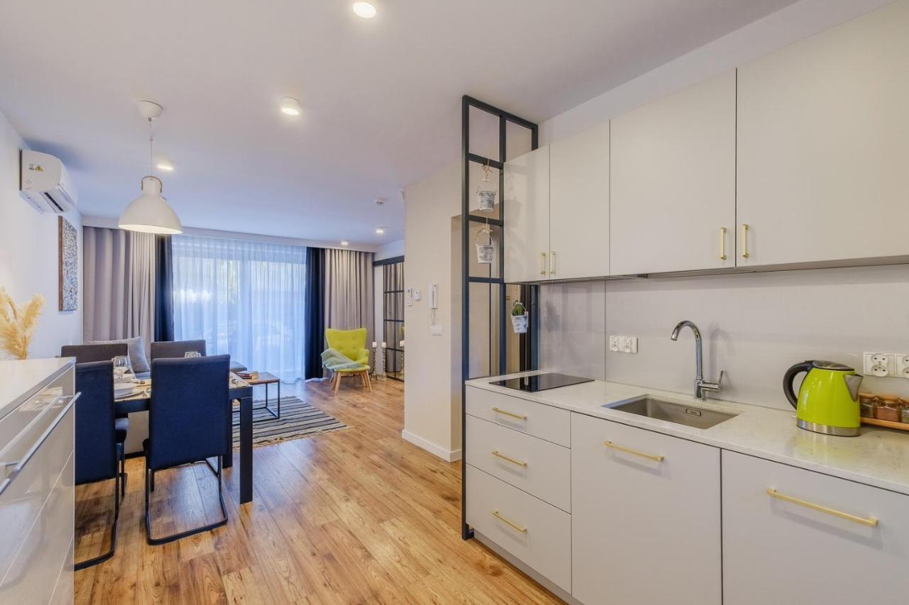 Rezydencja Ornak 5 - Stylowe Apartamenty Z Balkonami I Jacuzzi, 5 Min Pieszo Do Krupowek, Izby Podhalanskie Закопане Екстер'єр фото