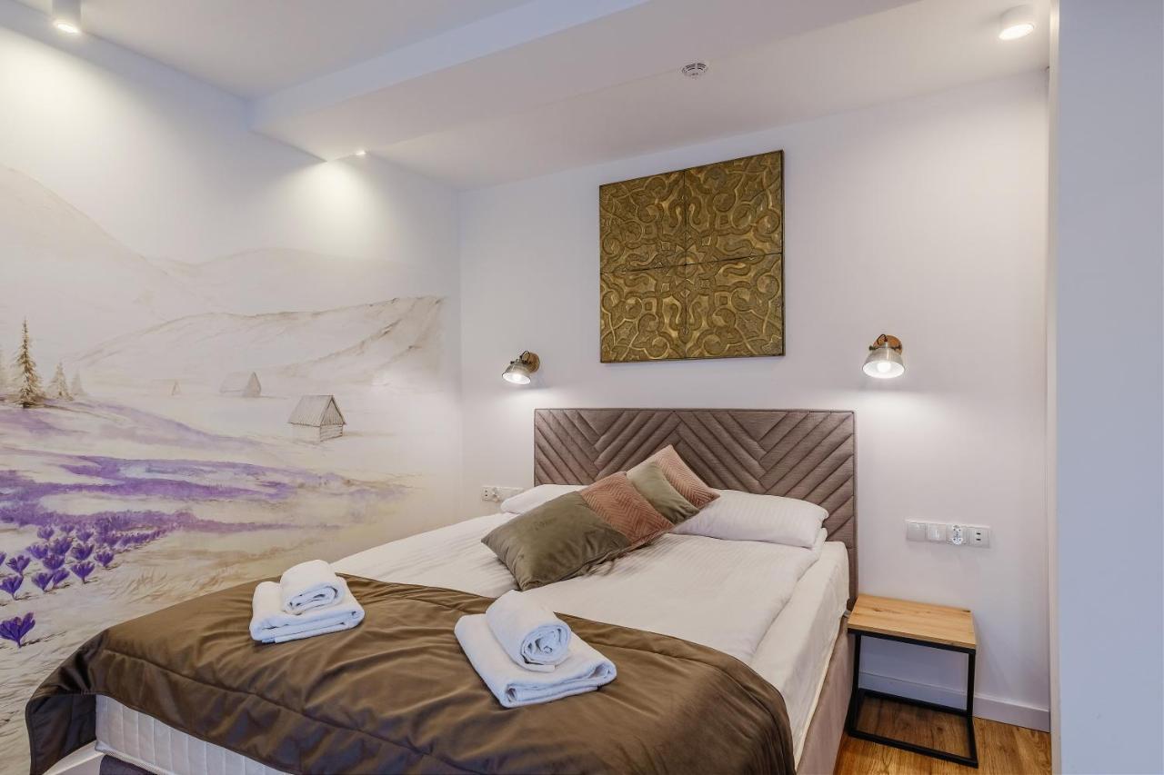 Rezydencja Ornak 5 - Stylowe Apartamenty Z Balkonami I Jacuzzi, 5 Min Pieszo Do Krupowek, Izby Podhalanskie Закопане Екстер'єр фото