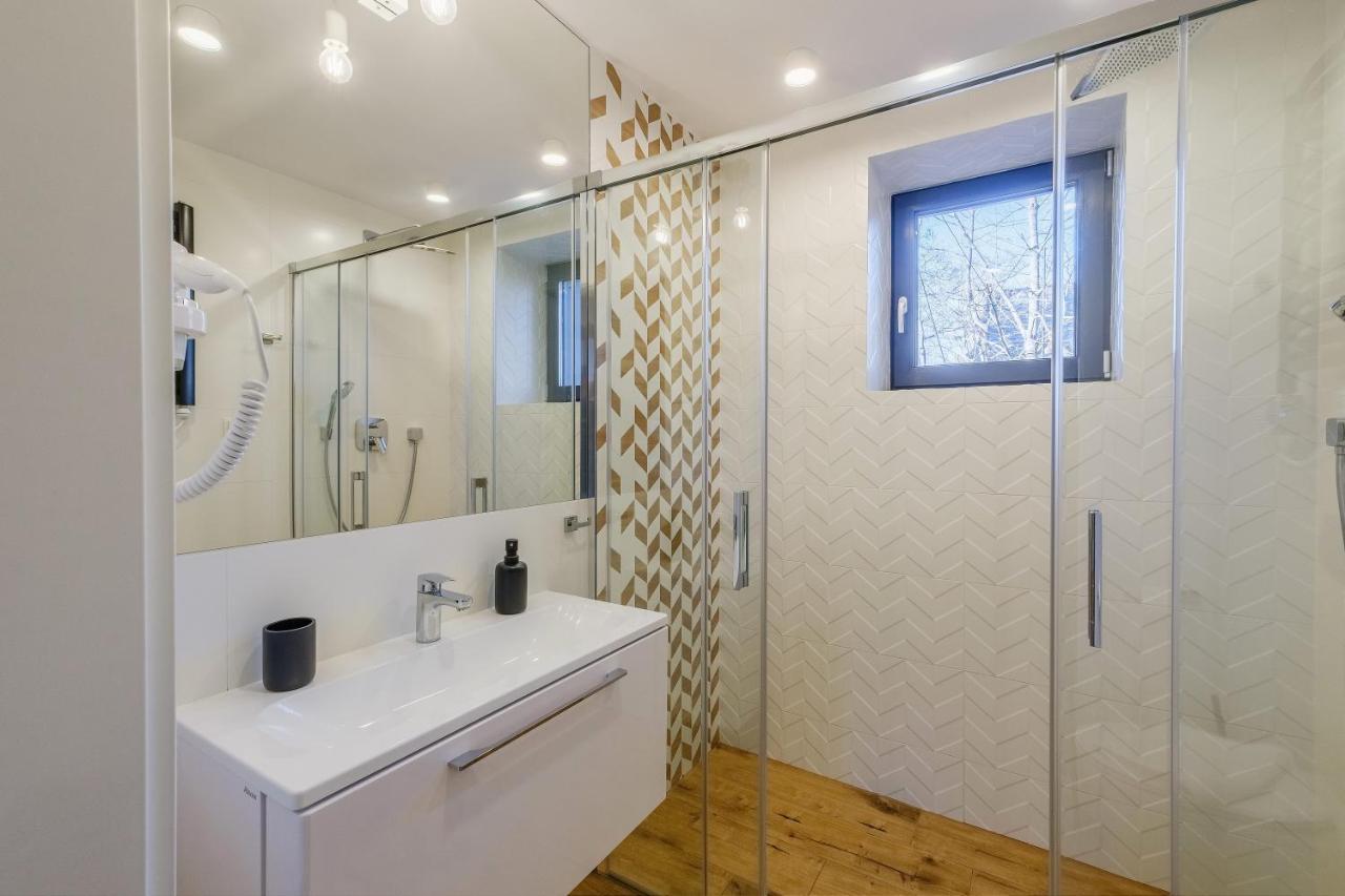 Rezydencja Ornak 5 - Stylowe Apartamenty Z Balkonami I Jacuzzi, 5 Min Pieszo Do Krupowek, Izby Podhalanskie Закопане Екстер'єр фото