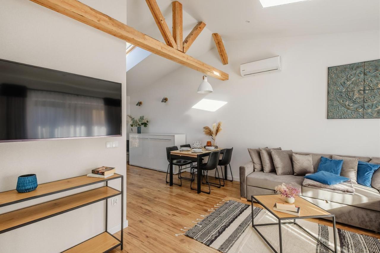 Rezydencja Ornak 5 - Stylowe Apartamenty Z Balkonami I Jacuzzi, 5 Min Pieszo Do Krupowek, Izby Podhalanskie Закопане Екстер'єр фото