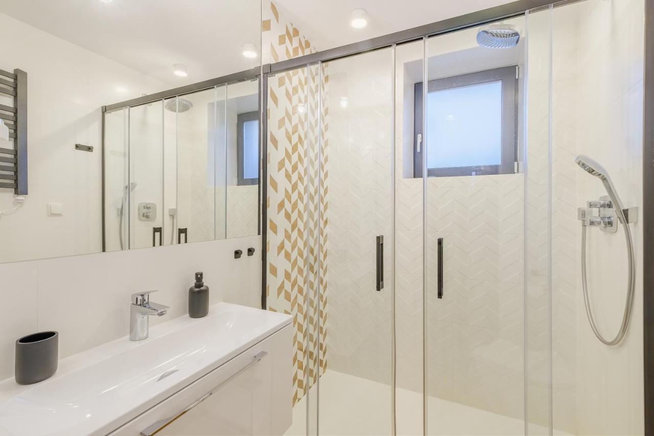 Rezydencja Ornak 5 - Stylowe Apartamenty Z Balkonami I Jacuzzi, 5 Min Pieszo Do Krupowek, Izby Podhalanskie Закопане Екстер'єр фото